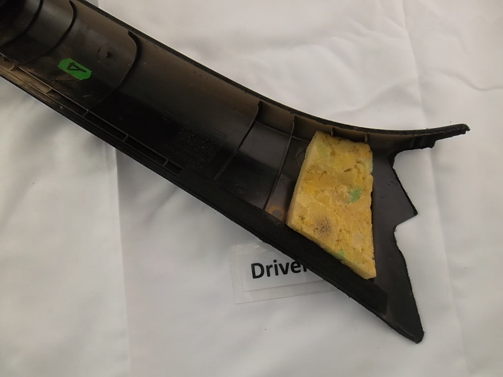 2008-2014 Mercedes Benz C300 Driver Windshield Pillar Trim 204-690-21-26