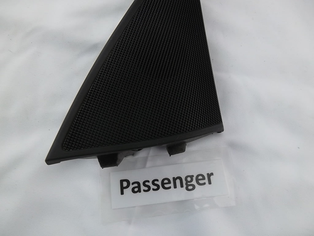 2008-2014 Mercedes Benz C300 Front Passenger Door Tweeter Speaker Cover Trim