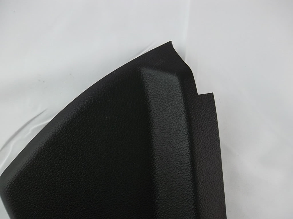 2012-2014 Mercedes Benz C300 Passenger Side Dashboard End Cover 204-680-02-78