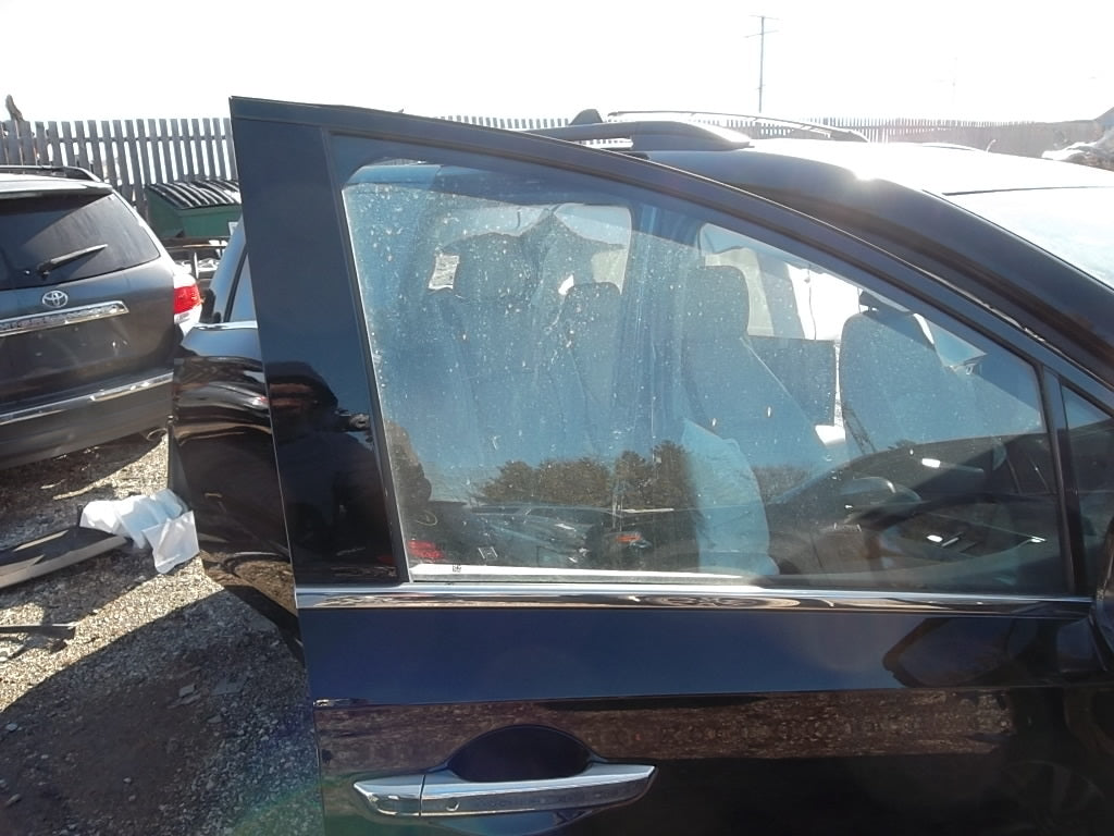 2018-2026 Honda Odyssey Front Door Passenger 67111-THR-A00
