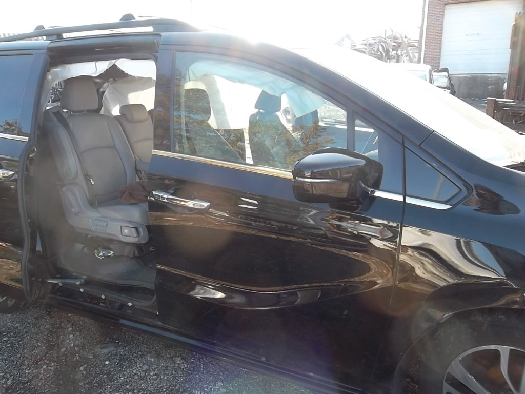 2018-2026 Honda Odyssey Front Door Passenger 67111-THR-A00