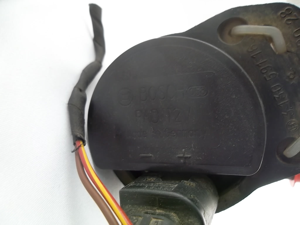 2008-2014 Mercedes Benz C300 auxiliary cooling water pump 204-835-02-64