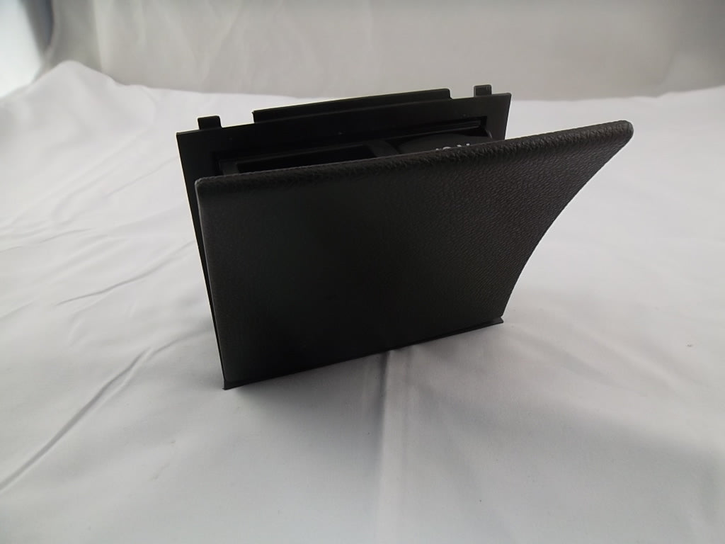2008-2014 Mercedes Benz C300 Rear Center Console Ashtray 204-810-01-30
