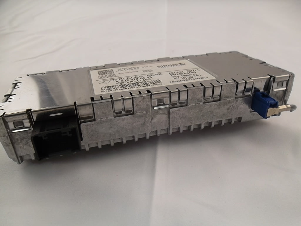 2012-2014 Mercedes Benz C300 Sirius Radio Satellite  Receiver Module