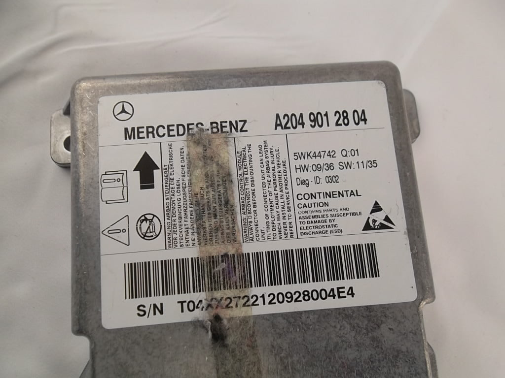 2008-2014 Mercedes Benz C300 Airbag Control Module 204-901-28-04