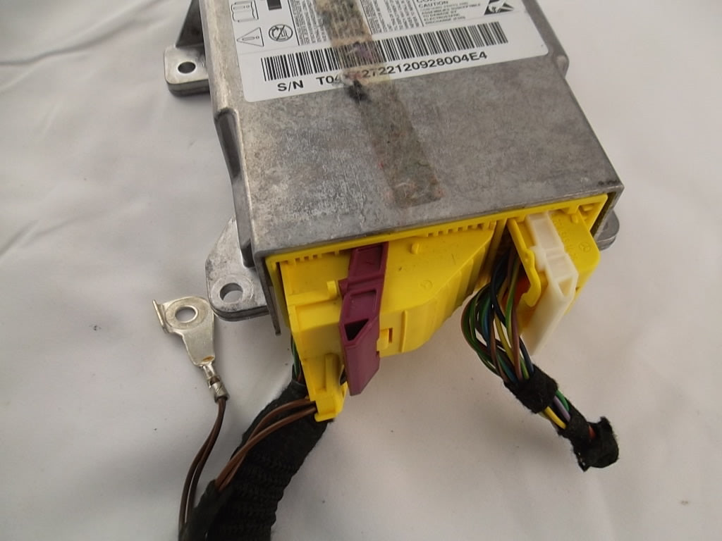 2008-2014 Mercedes Benz C300 Airbag Control Module 204-901-28-04