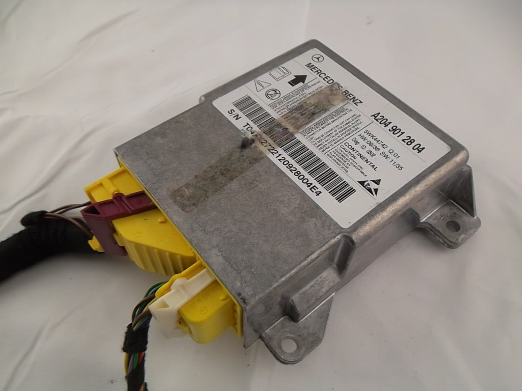 2008-2014 Mercedes Benz C300 Airbag Control Module 204-901-28-04