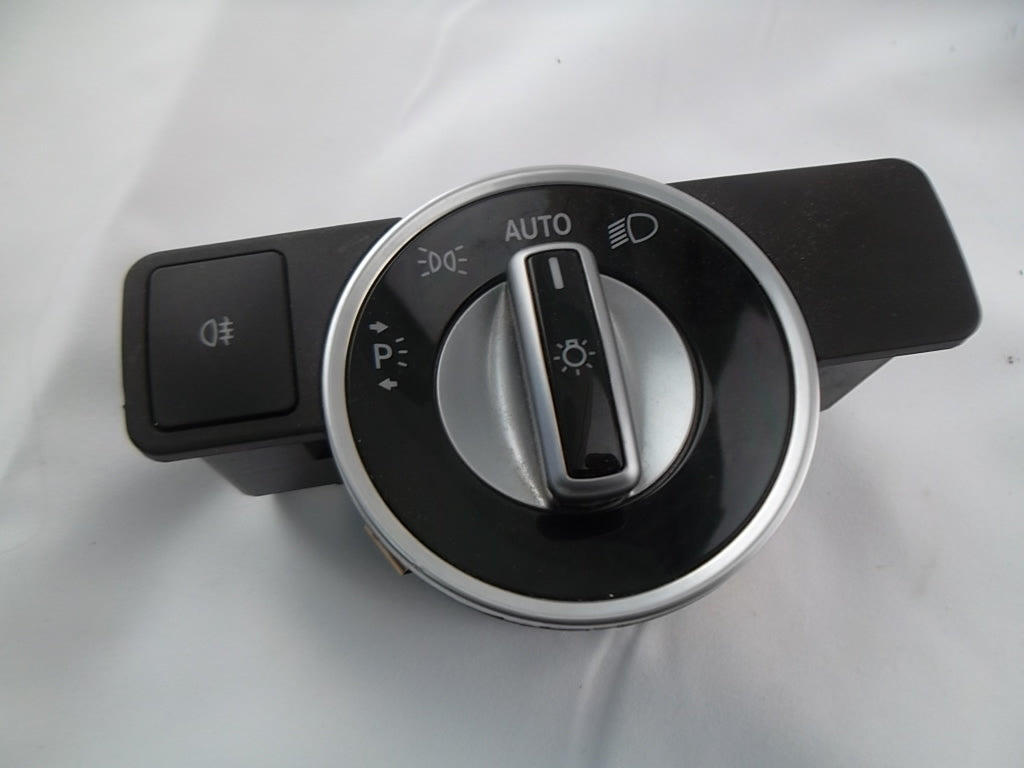 2008-2014 Mercedes Benz C300 Headlight Switch 212-905-05-51