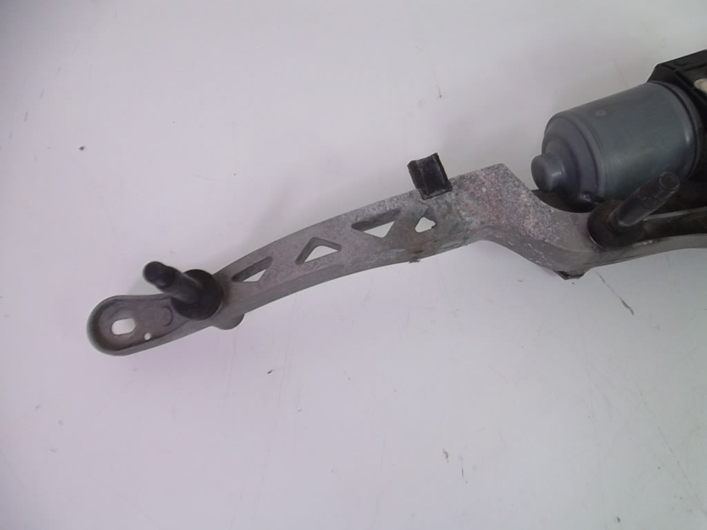 2008-2014 Mercedes Benz C300 Windshield Wiper Motor W/Linkage 204-820-10-40
