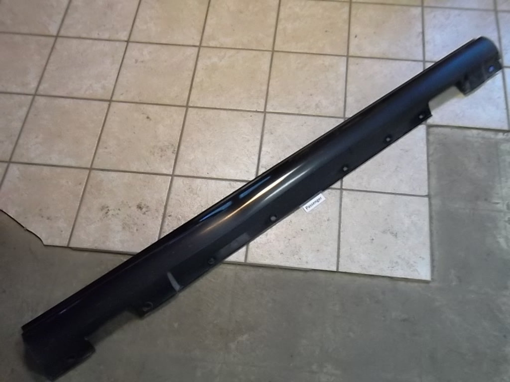 2008-2014 Mercedes Benz C300 Passenger Rocker Moulding Side Skirt Panel