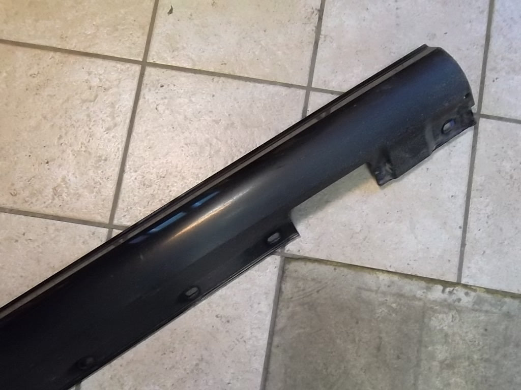2008-2014 Mercedes Benz C300 Passenger Rocker Moulding Side Skirt Panel