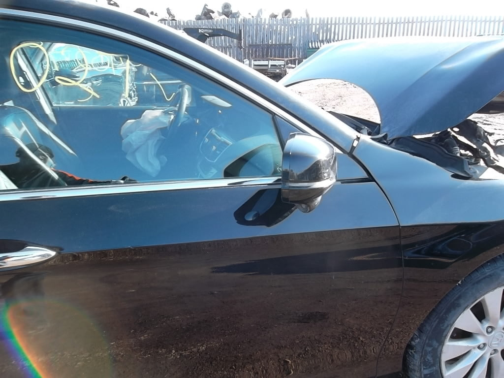 2013-2017 Honda Accord Sedan Front Door Passenger 67010-T2A-A90