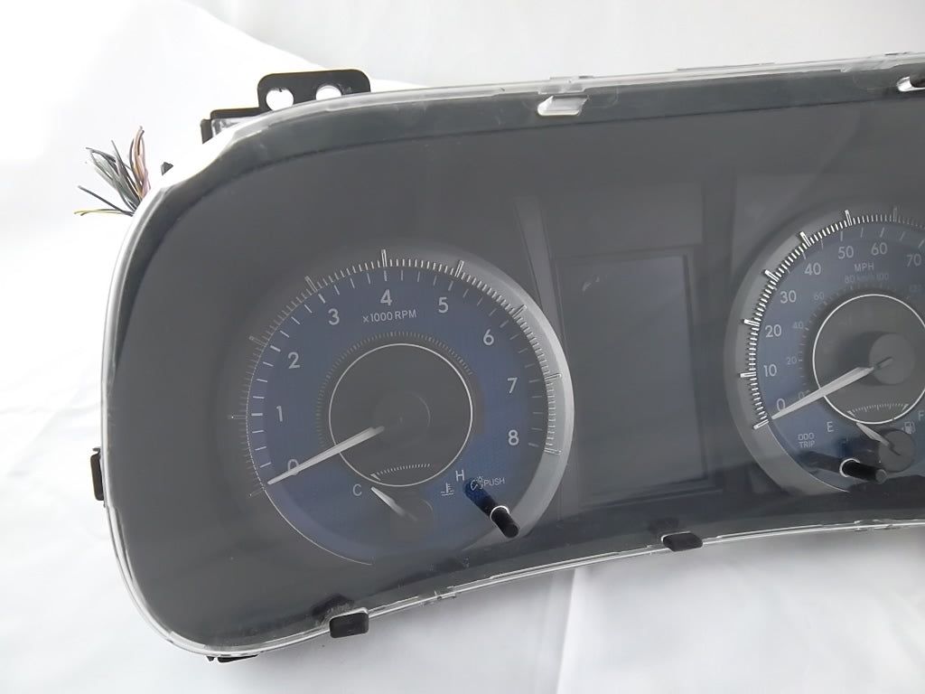 2015-2017 Toyota Sienna Speedometer Instrument Cluster 83800-08600