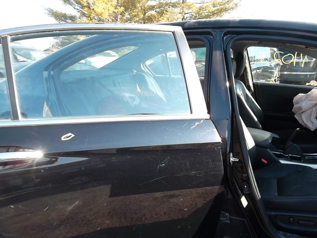 2013-2017 Honda Accord Sedan Rear Door Passenger 67111-T2A-A00