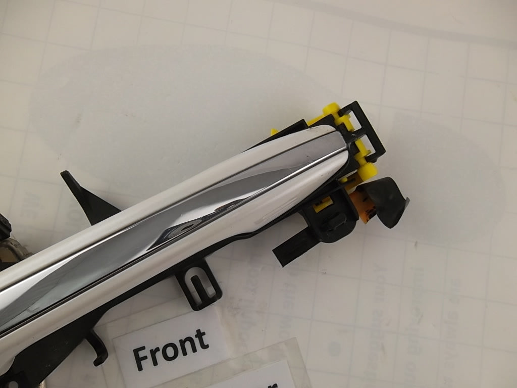 2009-2020 Toyota Sienna Exterior Door Handle Front Passenger 69210-0T010