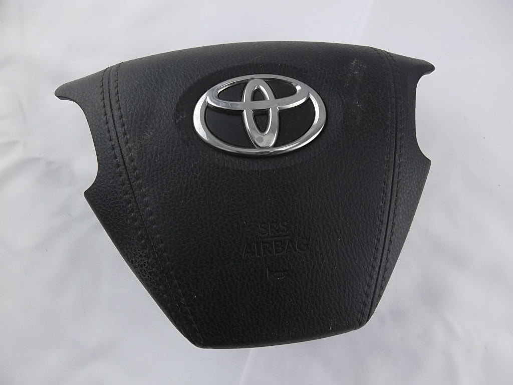 2015-2020 Toyota Sienna Steering Wheel Airbag Cover 45130-08100