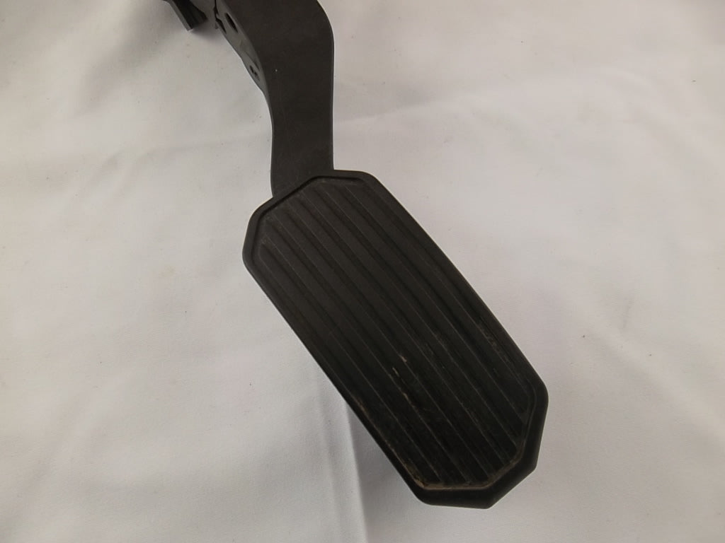 2014-2020 Toyota Sienna Accelerator Pedal Sensor 78110-0E010
