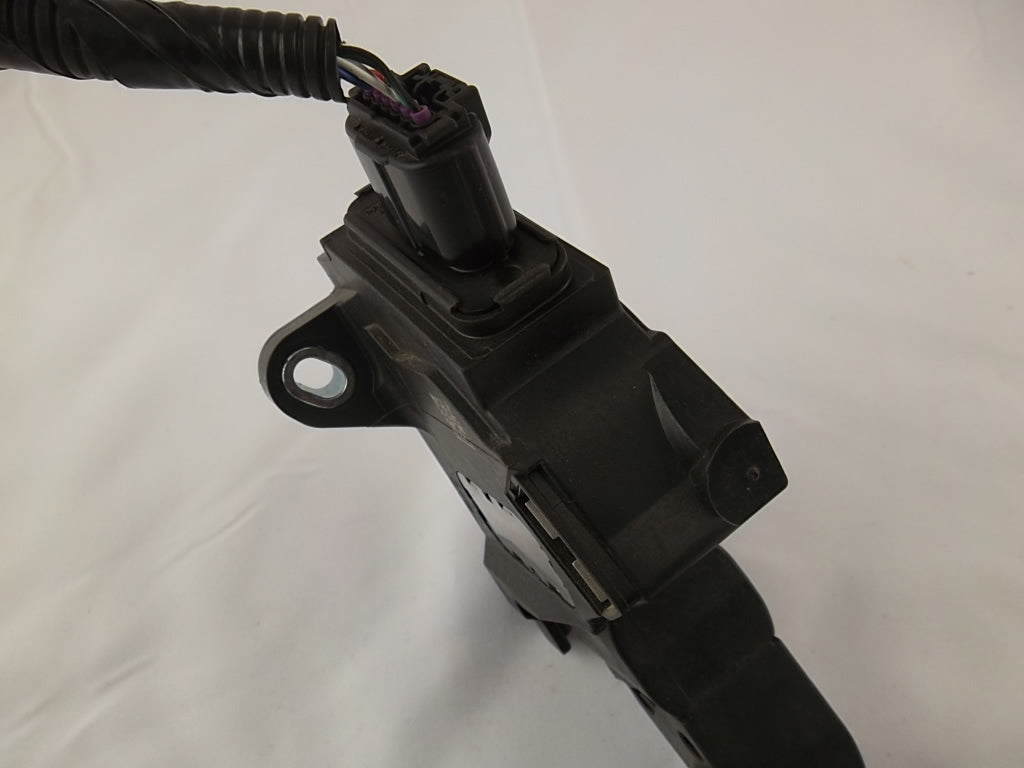 2014-2020 Toyota Sienna Accelerator Pedal Sensor 78110-0E010