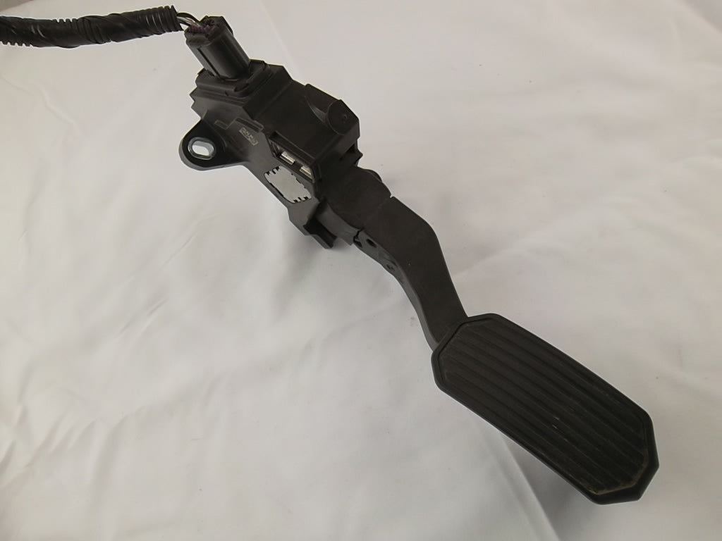 2014-2020 Toyota Sienna Accelerator Pedal Sensor 78110-0E010