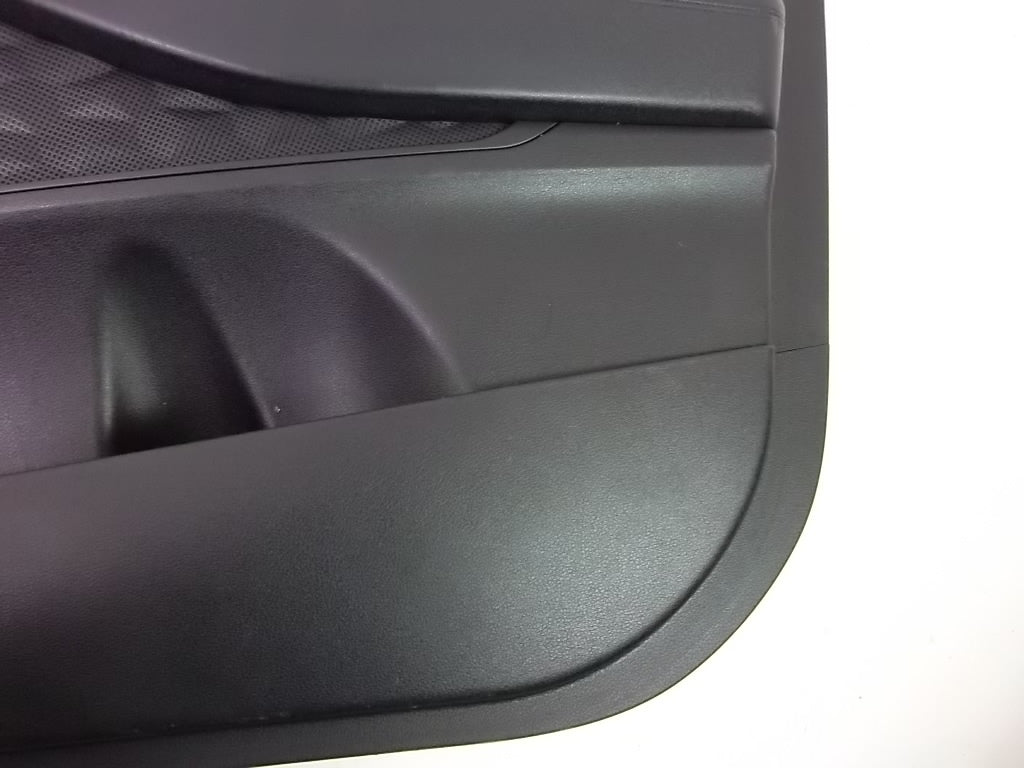 2019-2020 Hyundai Santa Fe Front Passenger Door Trim Panel 82308-S2080