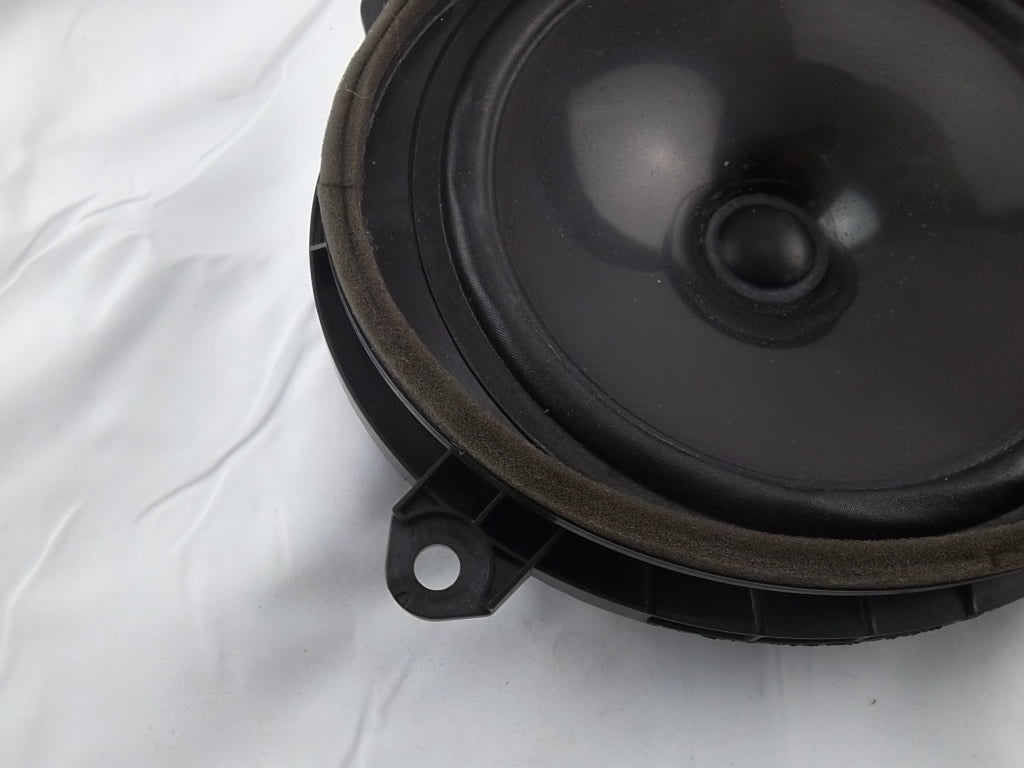 2018-2024 Toyota Camry Radio Speaker Assembly 86160-06890
