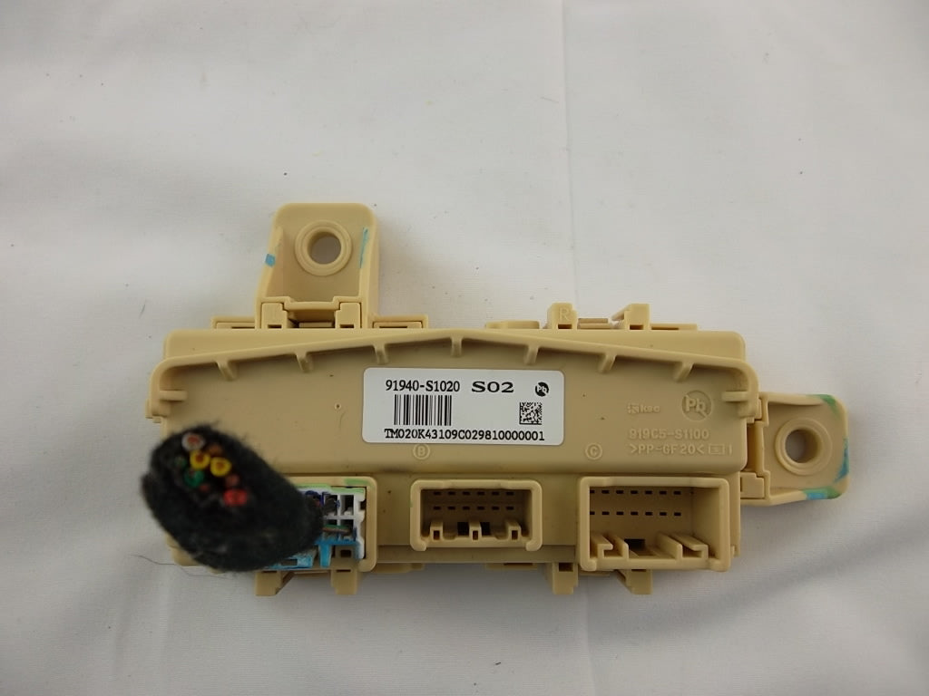 2019-2020 Hyundai Santa Fe Ignition Control Module Relay Box 91940-S1020