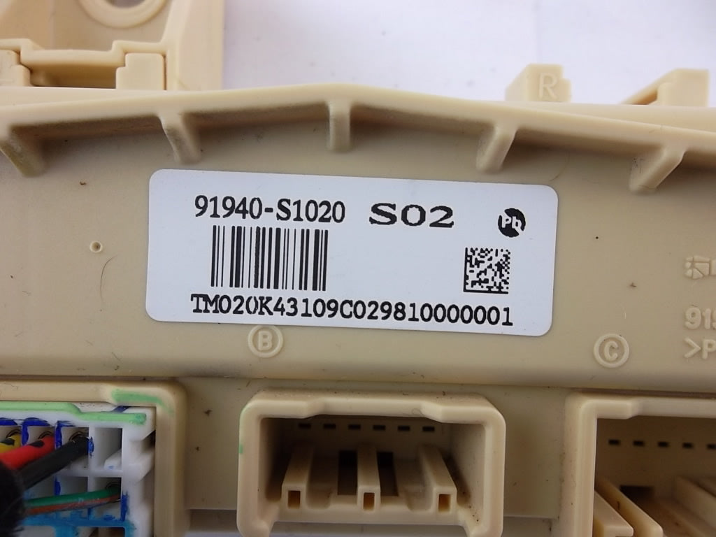 2019-2020 Hyundai Santa Fe Ignition Control Module Relay Box 91940-S1020