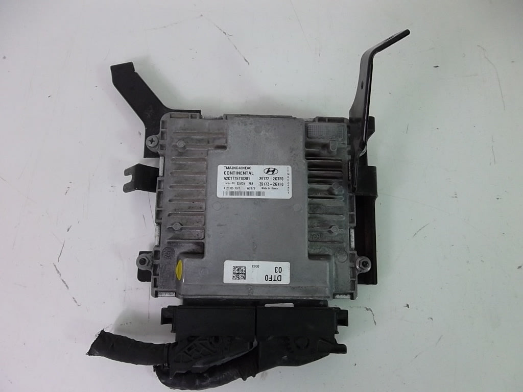 2019-2020 Hyundai Santa Fe Engine Control Module Unit ECM ECU