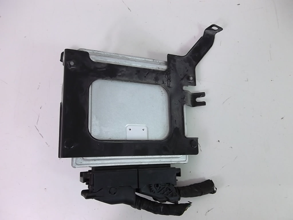 2019-2020 Hyundai Santa Fe Engine Control Module Unit ECM ECU