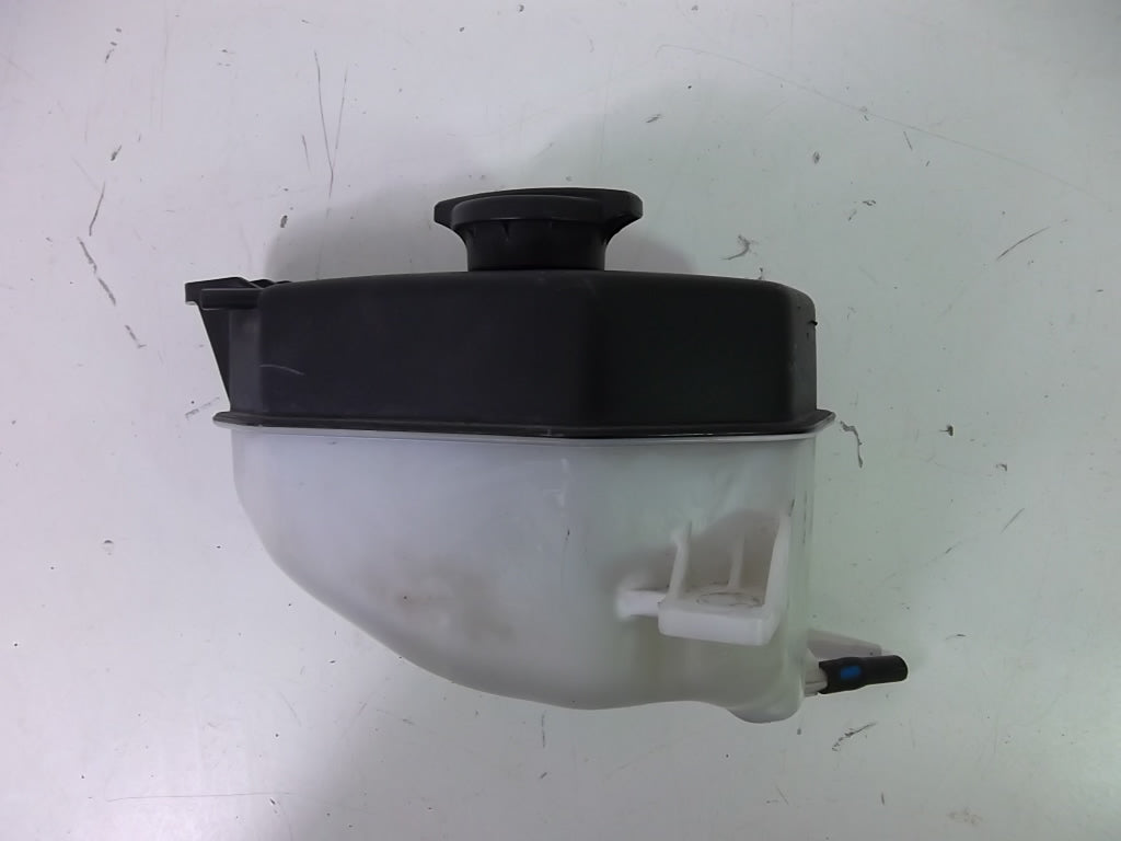 2019-2023 Hyundai Santa Fe Coolant Reservoir Tank 25430-S1000