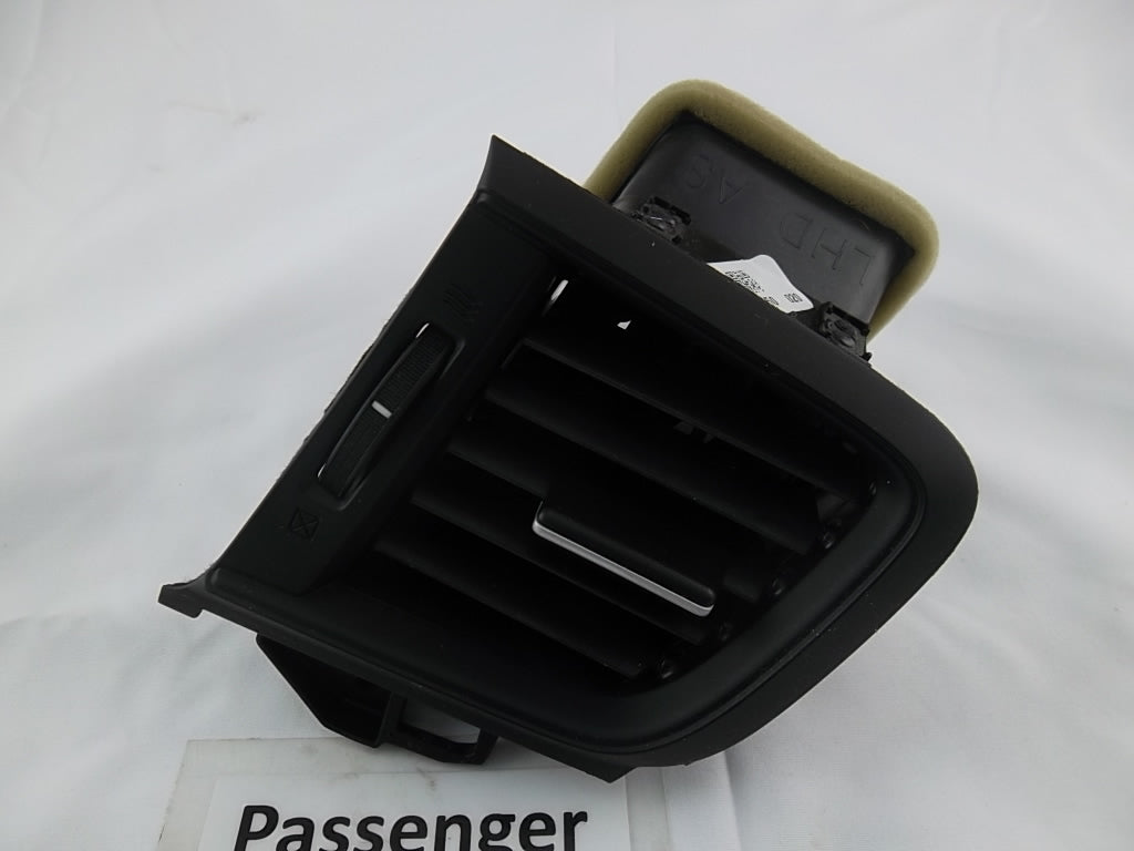 2017-2022 Honda CR-V Dash Air Vent Passenger 77613-TLA-A11