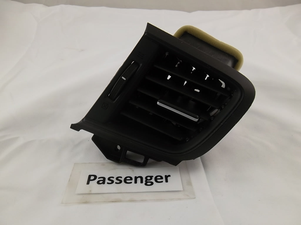 2017-2022 Honda CR-V Dash Air Vent Passenger 77613-TLA-A11