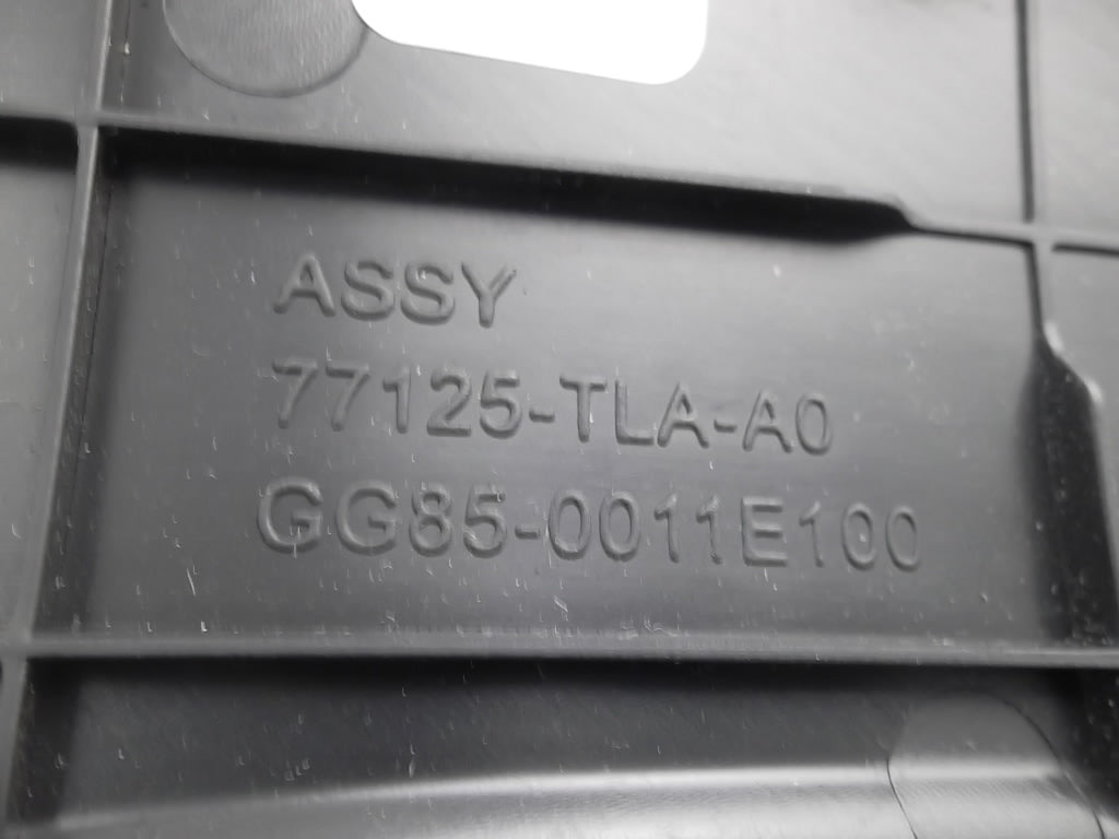 2017-2022 Honda CR-V Passenger Dash End Cap Cover 77125-TLA-A01