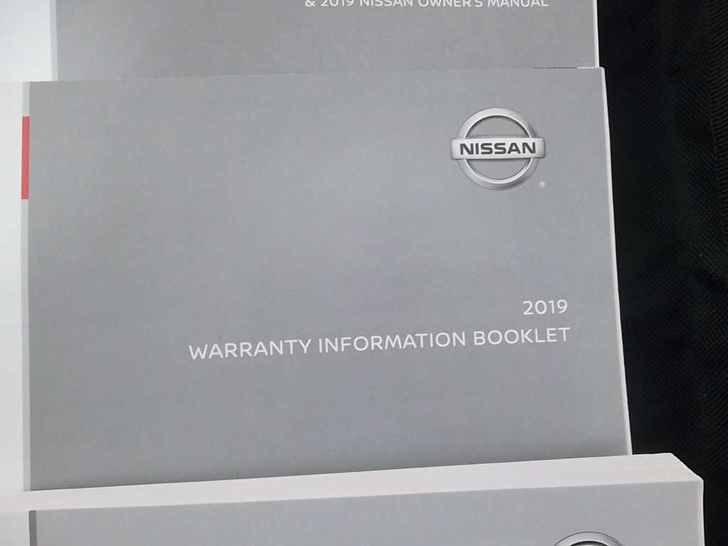 2019 Nissan Sentra Owner's Manual OM19EM-OB17U1