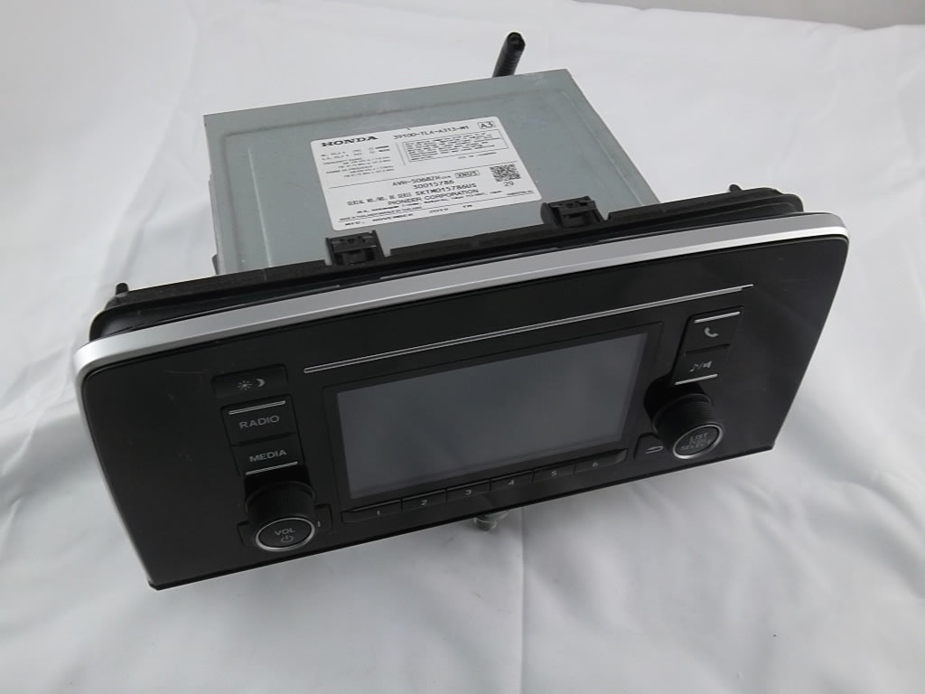 2018-2021 Honda CR-V Radio Receiver Display Screen Assembly 39100-TLA-A21