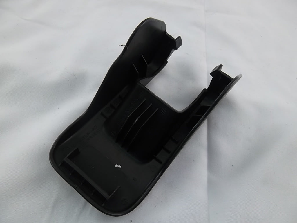 2017-2022 Honda CR-V  Foot Cover RR Seat 82104-TLA-A01