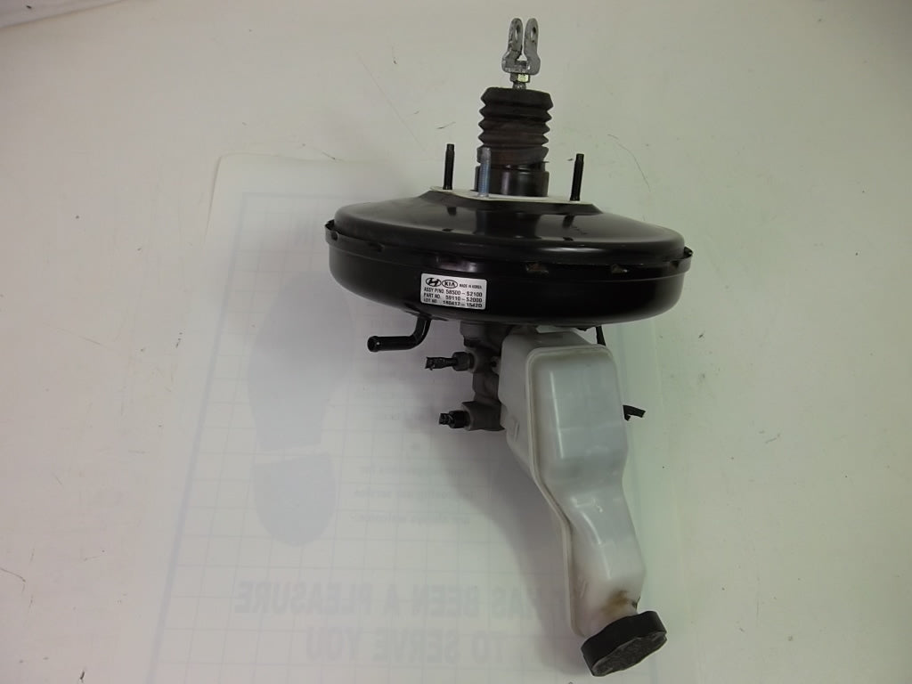 2019-2020 Hyundai Santa Fe Power Brake Booster Master Cylinder Reservoir