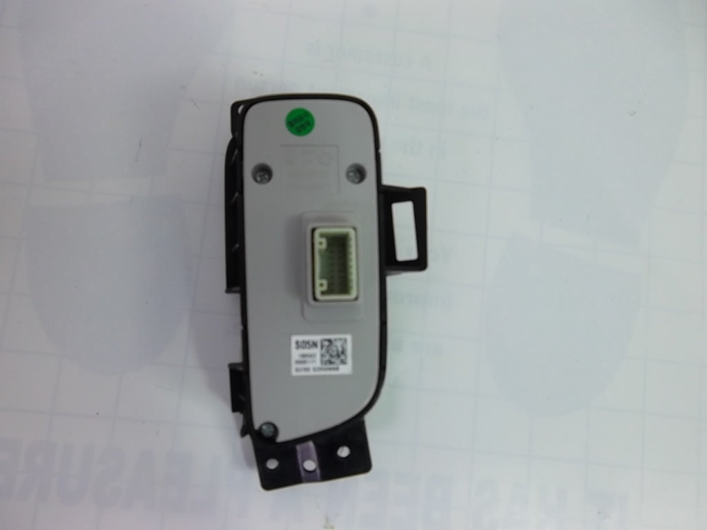 2019-2020 Hyundai Santa Fe Dash Trunk Release Dimmer Traction Control Switch