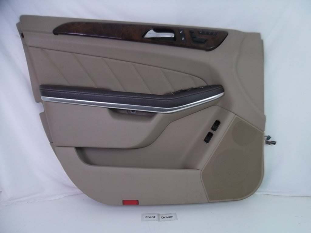 2013-2015 Mercedes Benz GL450 Interior Front Driver Door Trim Panel 166-720-05-70