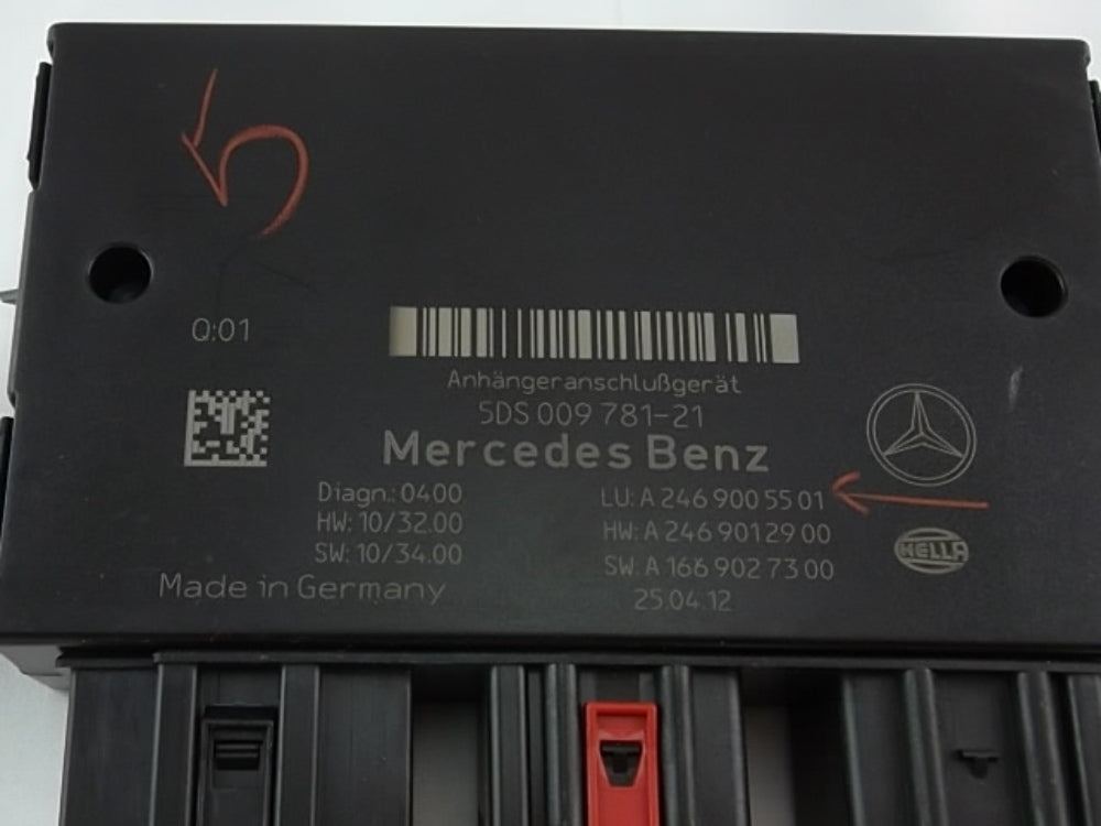 2012-2015 Mercedes Benz GL450 Rear Trailer Towing Control Module 246-900-55-01