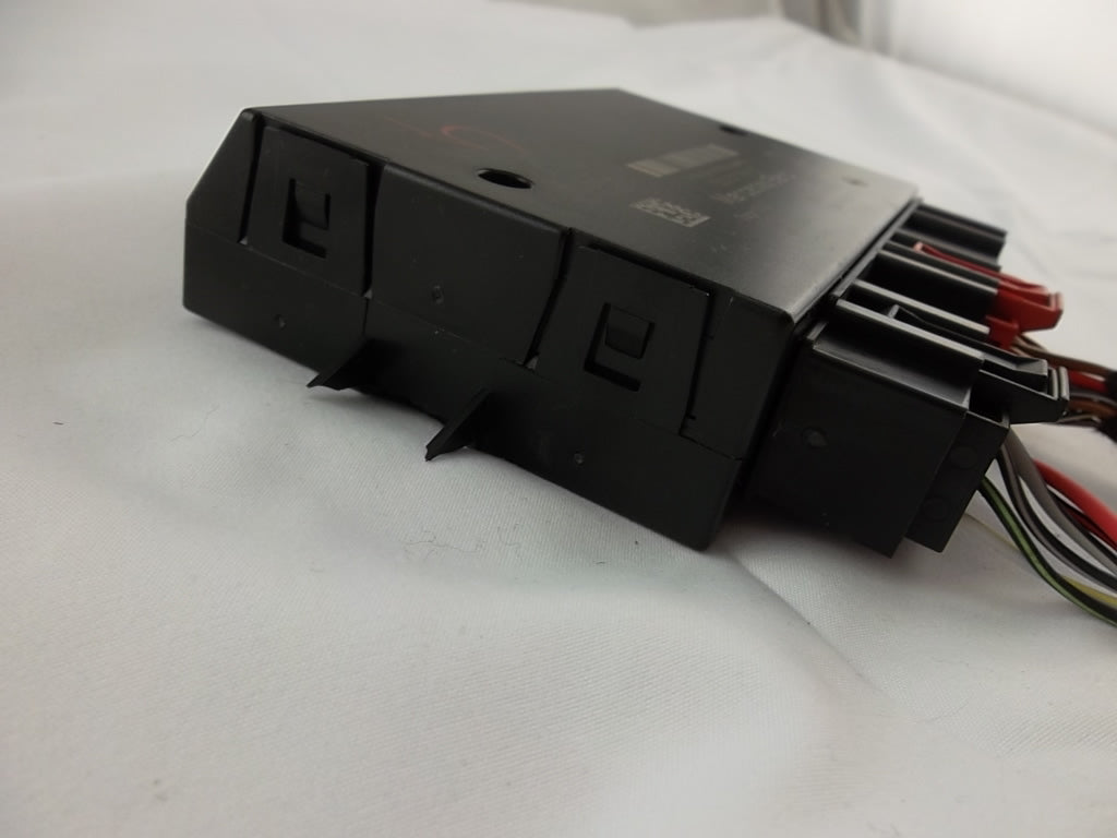 2012-2015 Mercedes Benz GL450 Rear Trailer Towing Control Module 246-900-55-01