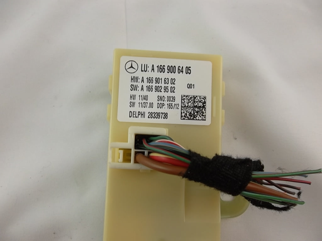 2013-2016 Mercedes Benz GL450 Rear Trunk Lid Liftgate Control Module 166-900-64-05