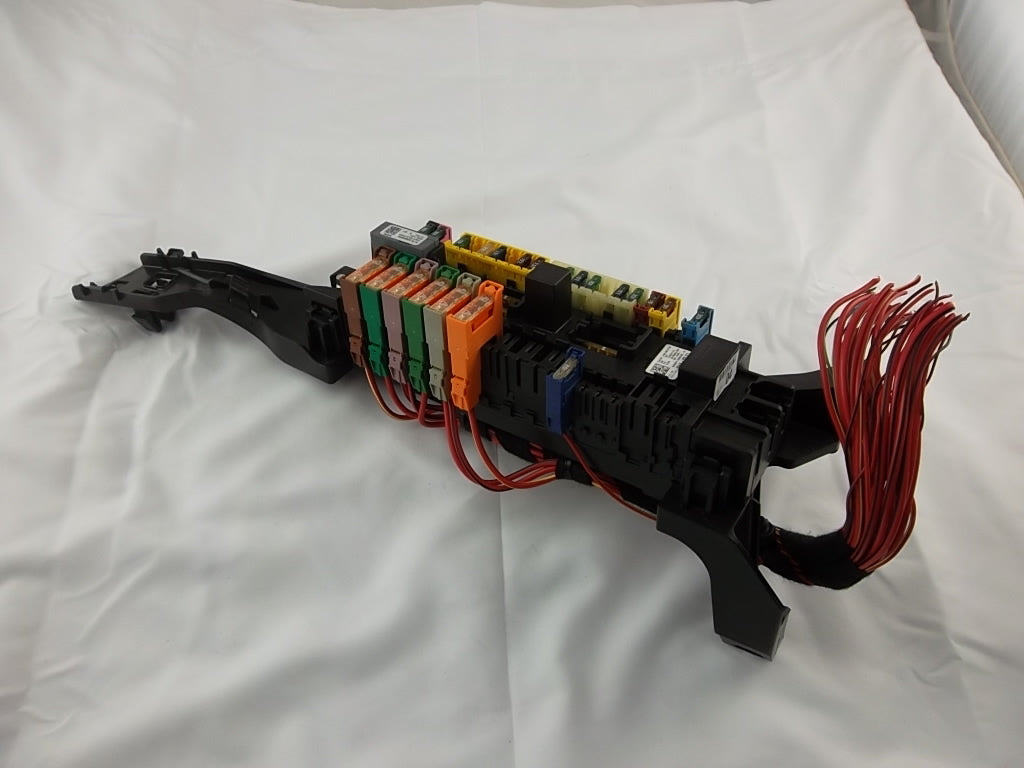 2012-2016 Mercedes Benz GL450 Rear Relay Fuse Box Assembly 166-540-23-50