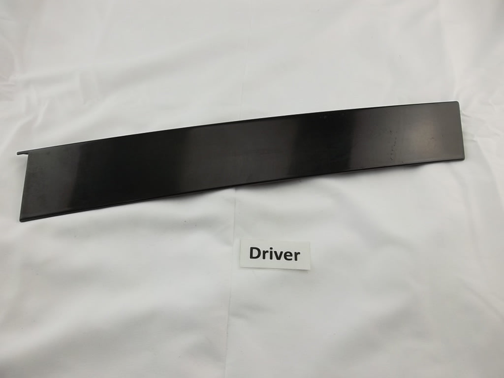 2013-2016 Mercedes Benz GL450 Rear Driver C Pillar Quarter Window Molding