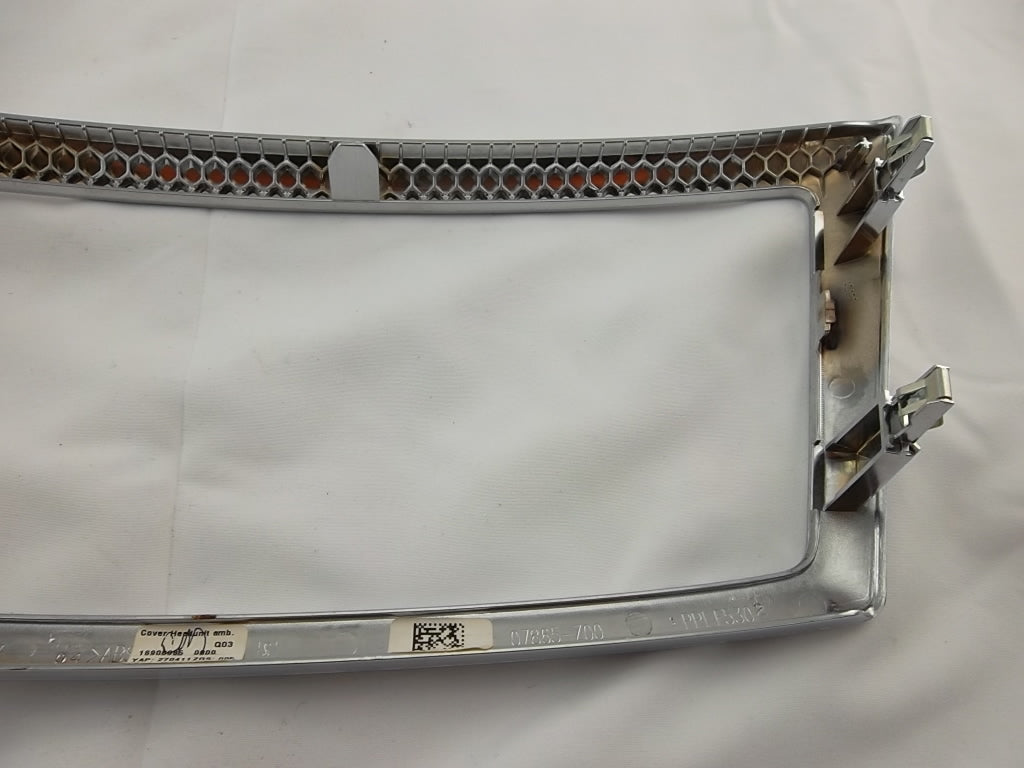 2012-2016 Mercedes Benz GL450 Center Dash Radio Trim Bezel 166-680-19-17