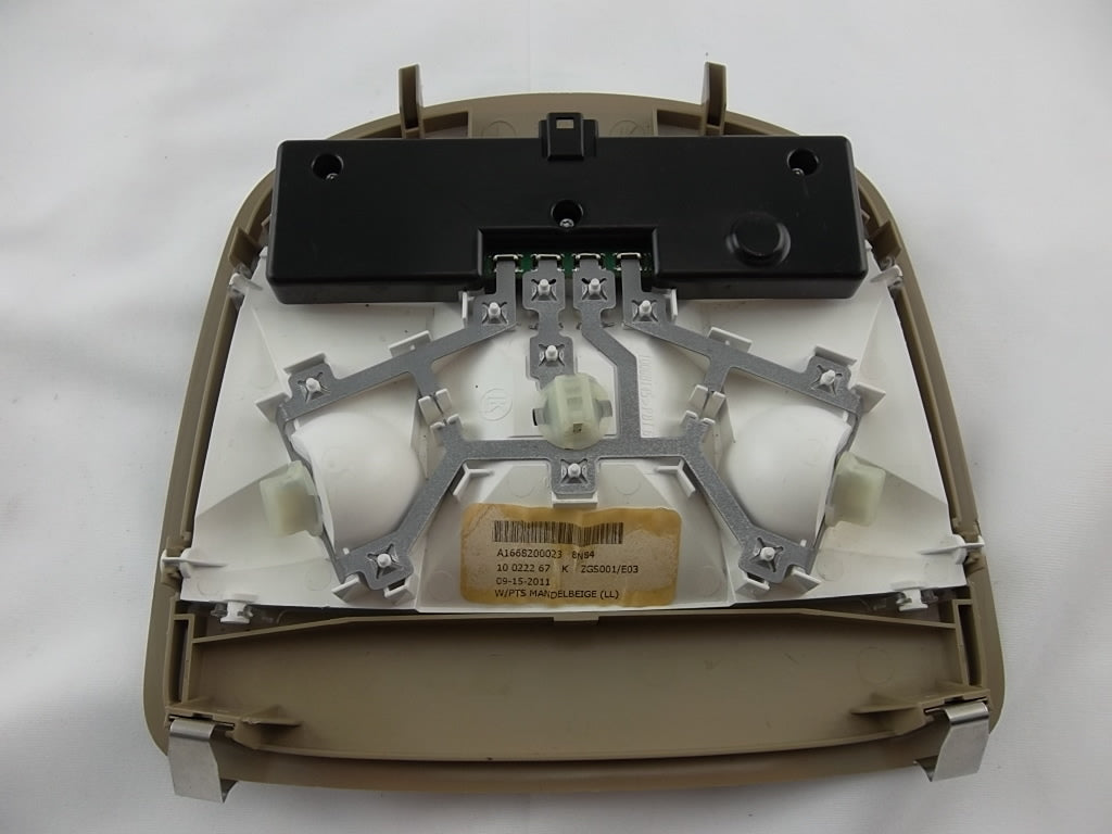 2013-2016 Mercedes Benz GL450 Rear Overhead Dome Light 166-820-00-23