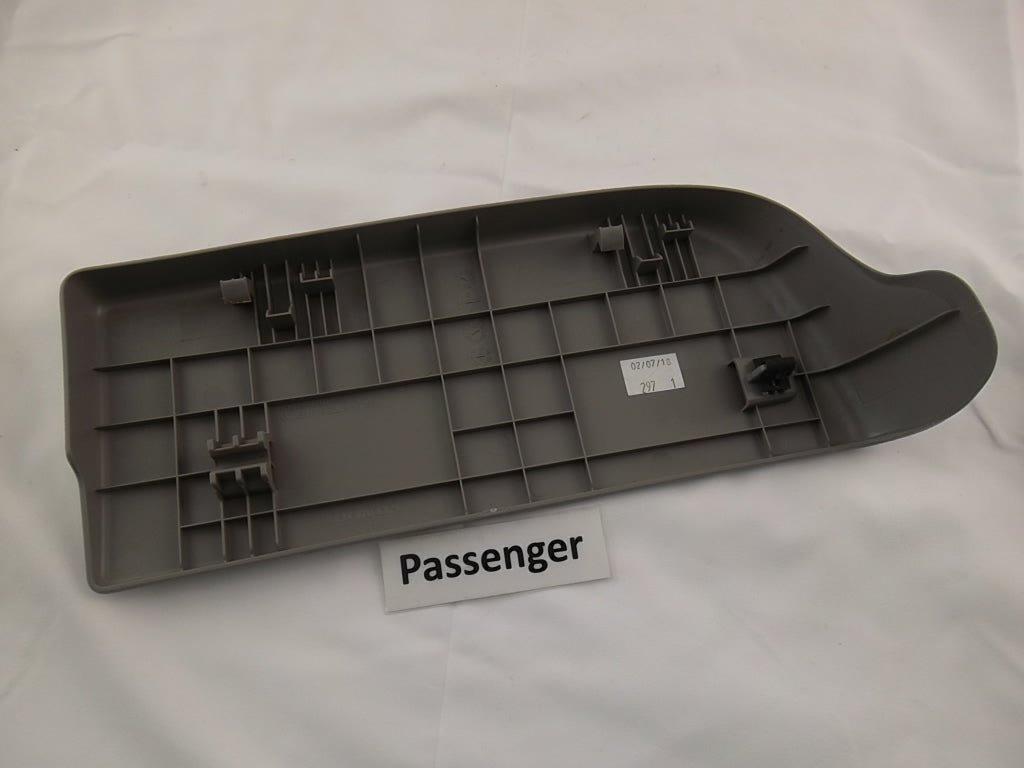 2018-2022 Honda Odyssey  Front Passenger Recliner Trim Cover 81249-THR-A01