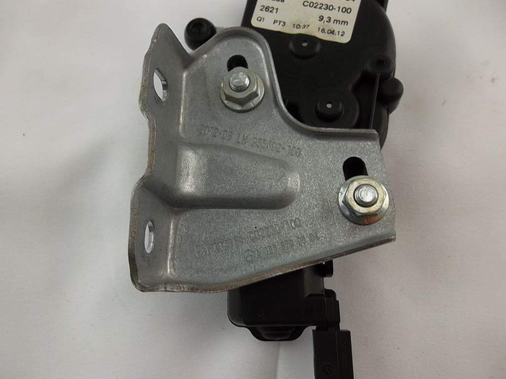 2013-2016 Mercedes Benz GL450 Rear Driver Quarter Window Regulator Motor