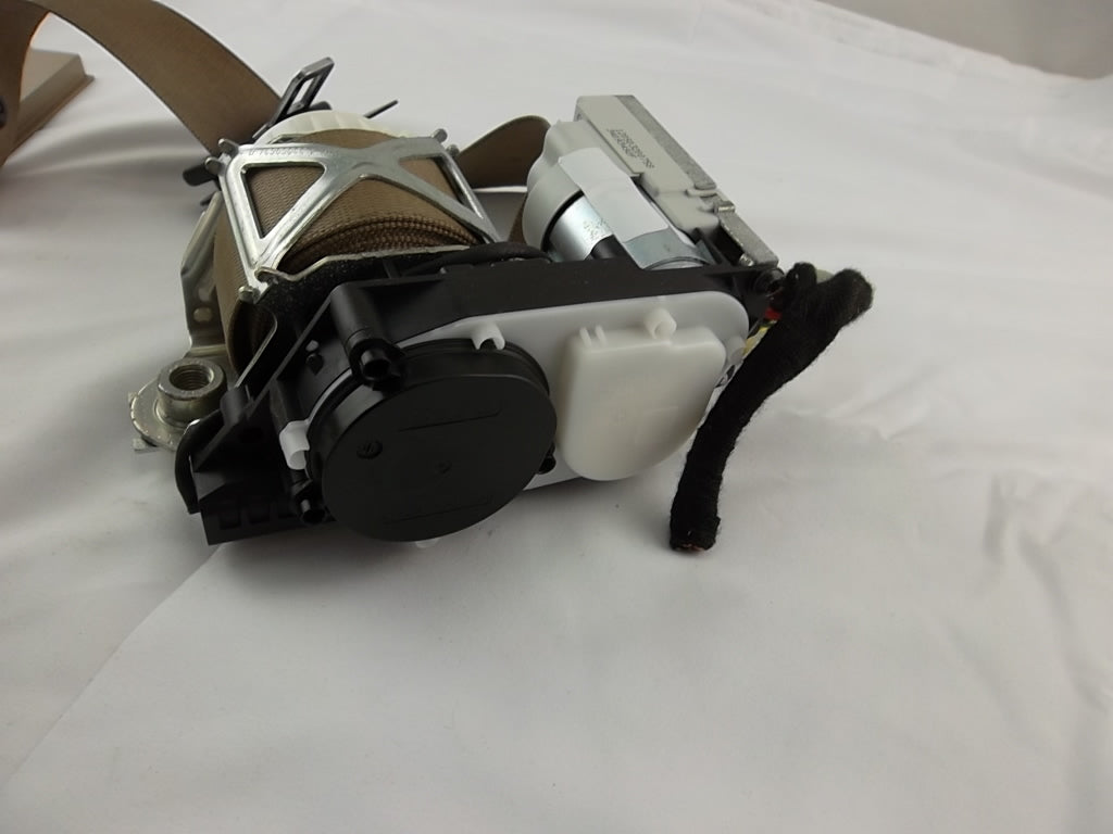 2012-2016 Mercedes Benz GL450 Front Passenger Seat Belt Retractor 166-860-16-00