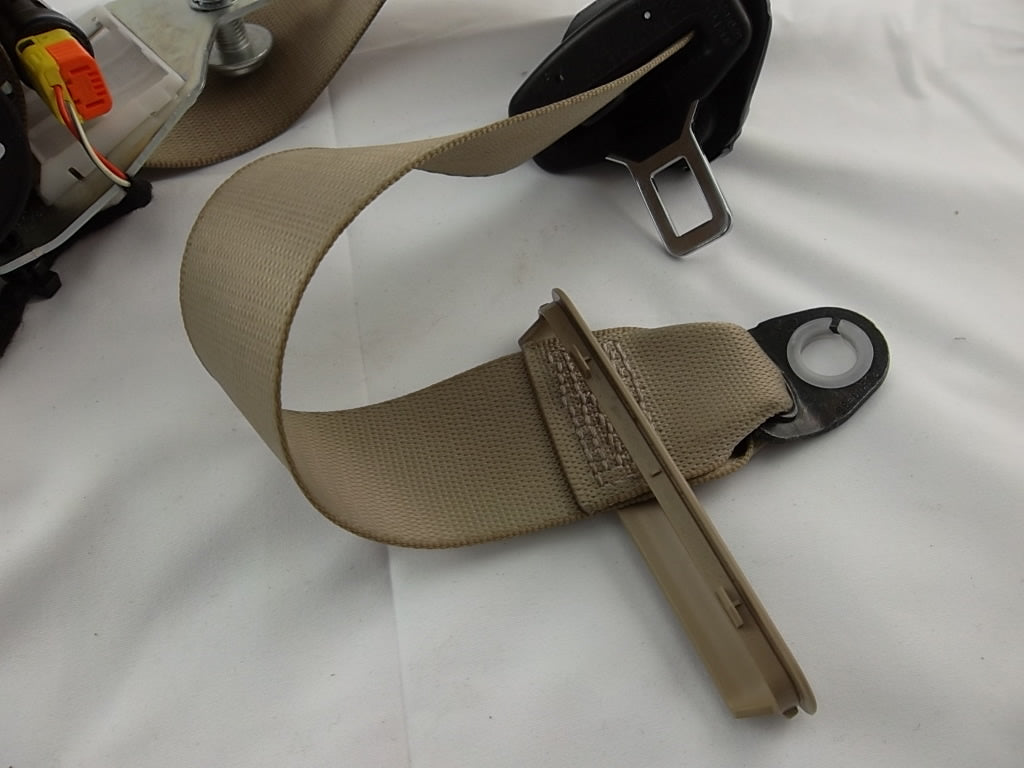 2013-2016 Mercedes Benz GL450 2Nd Row Passenger Seat Belt Retractor 166-860-14-86